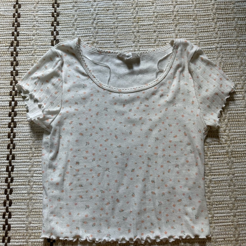 DOEN inspired White Floral Patterned Crop Top